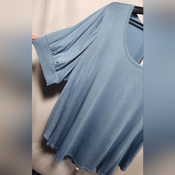 Kare Kane Blue Oversized Short Sleeve T-Shirt - Picture 4 of 10